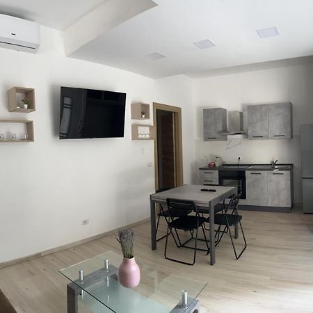 Villa Milano Apt. N. 1 Bagian luar foto